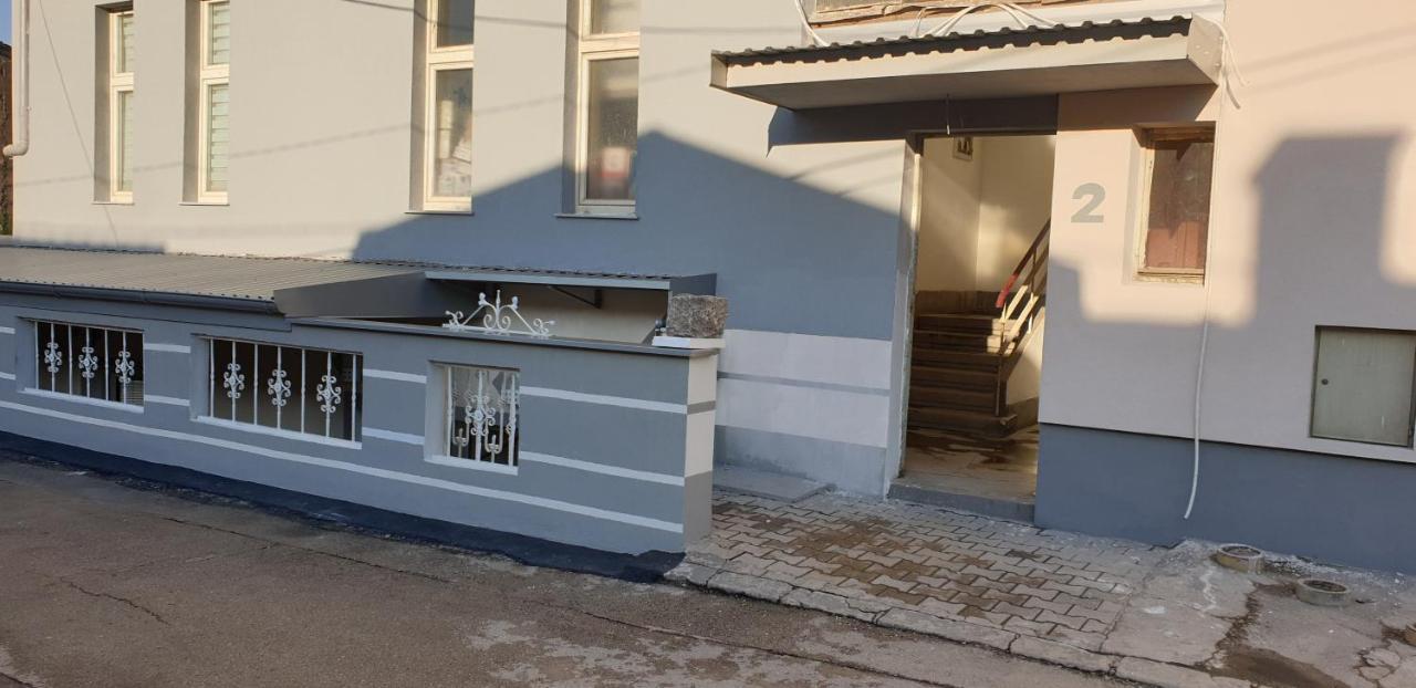 Trosoban Stan U Zenici Apartment Zenica Exterior photo